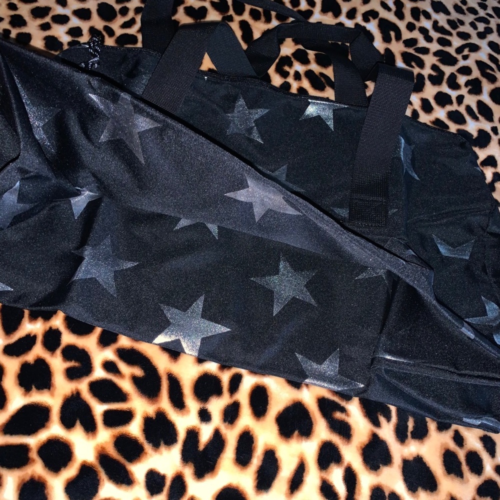 Victoria's Secret Pink Star Duffle Bag NEW Large - Picture 3 of 4